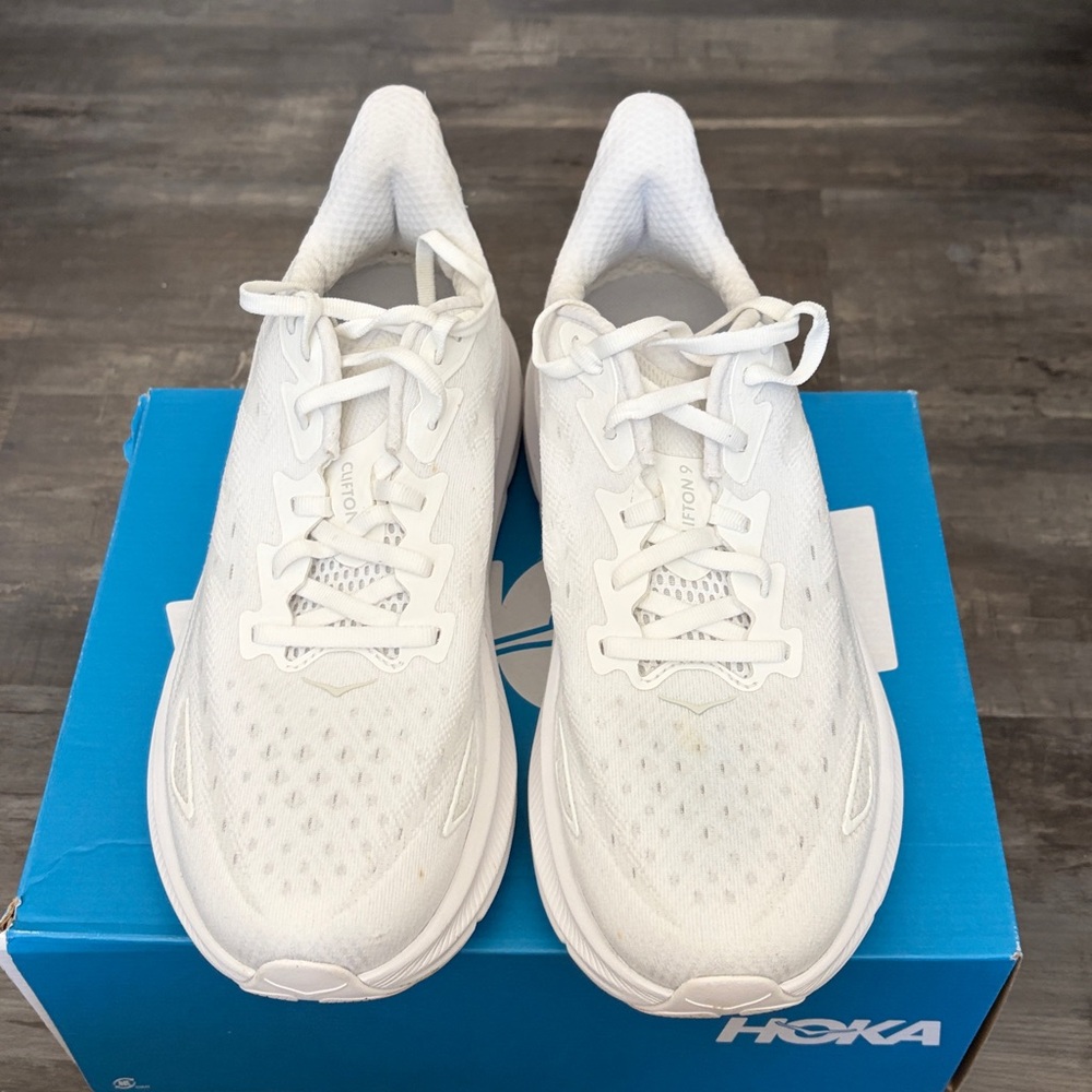 Hoka One One Clifton 9 - Picture 2 of 8